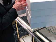 -Alexander McQueen(远洋太古里店)