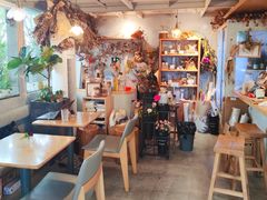 -花房咖啡 FLOWER YIN COFFEE