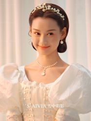 -雪中彩影婚纱摄影·微光艺术中心