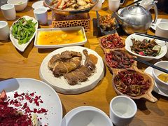 -隔壁老王·家常云南菜(花巷店)