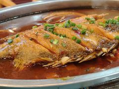 -自游人·美食一楼