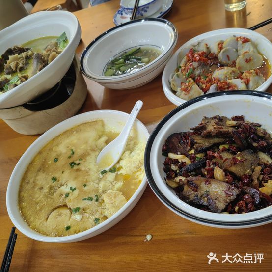 湘当食汇湖(北部万科城店十期店)