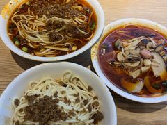 -吴记怪味面(牛王庙店)
