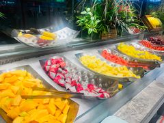 -金滏山烤肉·海鲜·火锅自助餐厅(襄阳万达店)