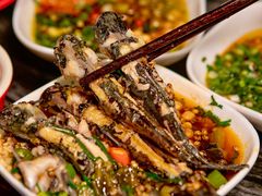 -老船舫·现做活鲜鱼馆(东郊记忆店)