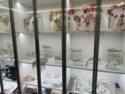 -红馆妆造(中央大街店)