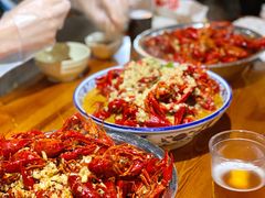 -琥珀老六龙虾(四里河店)