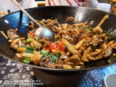 -富正毅三下锅(体育馆店)