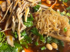 -老五鸡丝豆花面粉(瑞金北路68号院店)