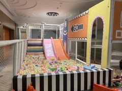 -大连金石滩绿发温泉假日酒店