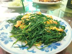 沙葱炒鸡蛋-壹阁胡羊焖饼(特色小吃街店)