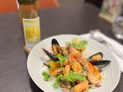 -théATRE茶聚场·餐厅(环球金融中心店)