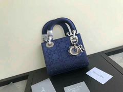 -SAINT LAURENT(海港城店)