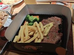 -菲滋意式餐厅(富阳东方茂店)