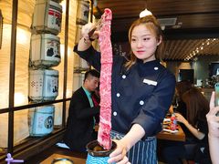 特选壶渍带骨牛排-炎蔵牛舌烤肉