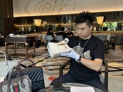 -聚云奢二手奢侈品黄金手表包包回收·中古店(中福城店)