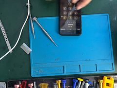 -鸿准通信科技·忠诚手机电脑维修中心(三林店)