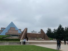 -上海市龙华烈士陵园