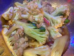 -钳真多钓虾馆·小龙虾海鲜烧烤(九六广场店)