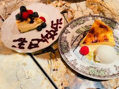 布朗石烤巴斯克芝士蛋糕-BROWNSTONE布朗石西班牙餐厅(富城店)