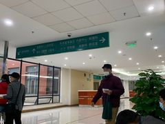 -复旦大学附属华山医院北院-停车场