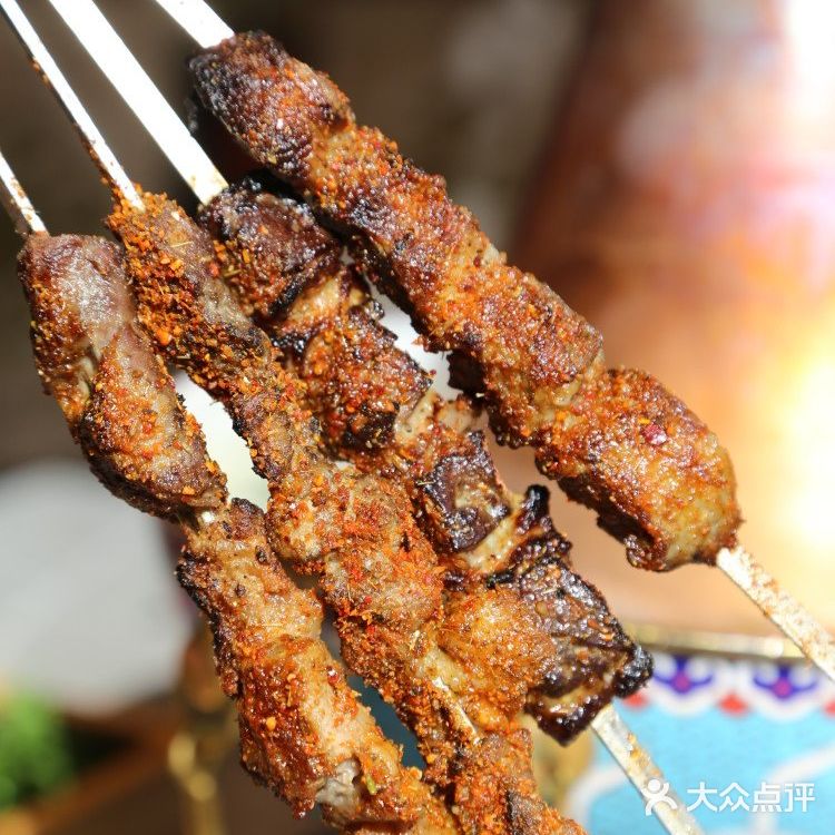 来自内蒙古大草原的美味，鲜嫩的羊肉久涮不老。