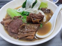 牛腩猪肠河粉-珍珍小食店(西华路店)