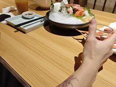 -花和海鲜自助(梅江店)