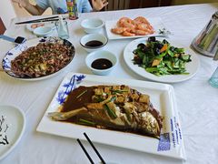 -宾朋海鲜饭庄(兴海路店)