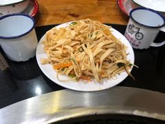 -70後铁锅炖(坡博总店)