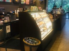 -星巴克臻选(深圳龙华红山天虹店)