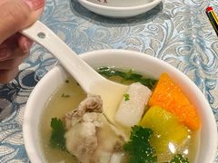 新疆缸缸肉-巴扎美食·新疆菜·西域歌舞表演餐厅(新疆大厦店)