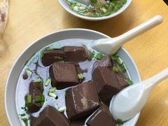 -阿一猪红汤(东风西路店)