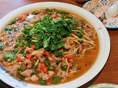 鲜锅兔-盛世盐帮·自贡特色(总店)