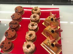 -Salon de The de Joel Robuchon(外滩18号店)