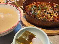 -有红鸡毛店·川菜(建设路店)