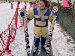 -采薇庄园四季滑雪场