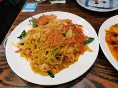 培根虾仁炒面-滋味厨房小酒馆(万达广场店)