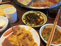 -佬土鹅肠火锅(中建大观店)