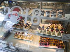 -同济大学本部学苑饮食广场