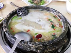 -墨脱石锅椰子鸡•香草鸭•东山羊(大东海店)