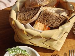 -LESCEDARS Brasserie Bistro香柏树