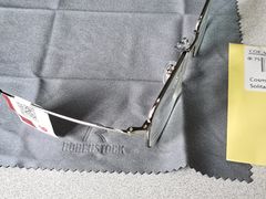 -罗伯特眼镜·蔡司官方授权(罗湖国贸店)