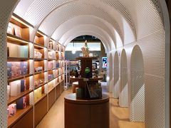 -上海三联书店READWAY(华中首店)