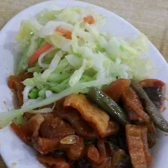 中山美食林(西康路店)-"前几天去的,感觉像学校的食堂,人比较少,.