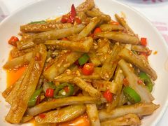 -堂瓦里·33年传统赣菜(第一街区店)