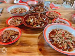 -老三样·美食研究中心(世贸路店)