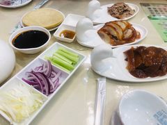 -大鸭梨烤鸭店(金顶街店)