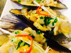 -虾弄弄海派小龙虾·牛羊蝎子火锅