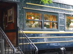 -火车头法国西餐厅